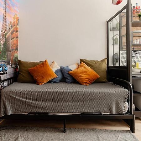 Studio Paris - Metro 7 Cadet - Quartier Faubourg-Montmartre Exterior foto